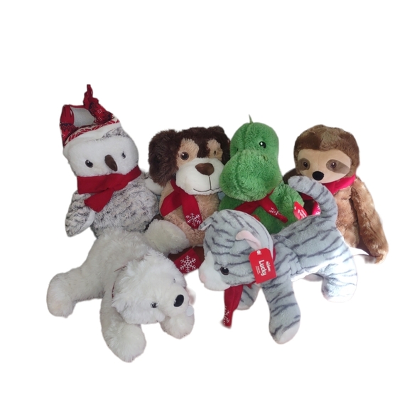 COPY - 5 NWT PetSmart Plush Collectible Christmas Squeaky Toys Pets - Picture 2 of 11